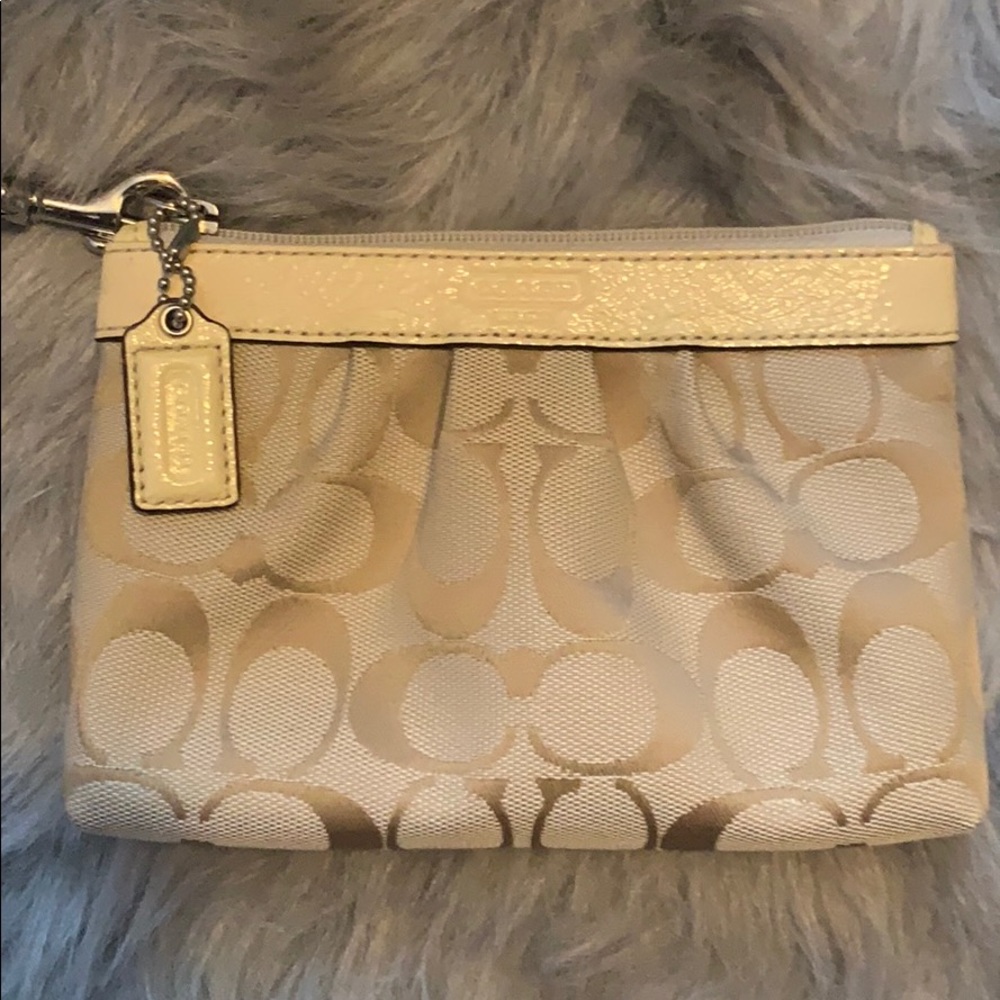 Coach Wristlet. New!